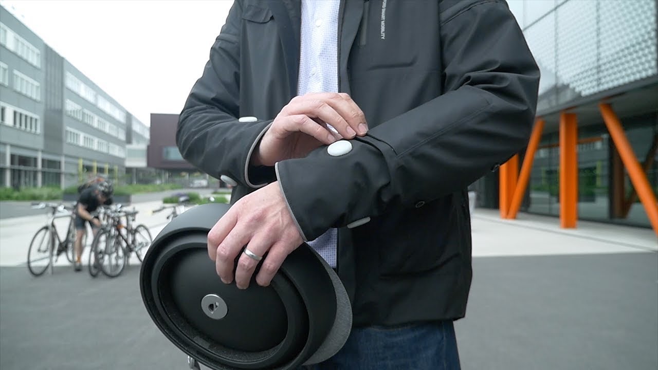 Von Ford-Mitarbeitern entwickelt: Intelligente Radfahr-Jacke