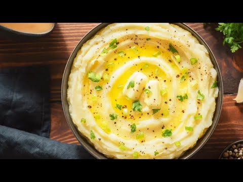 Mistakes Everyone Makes When Making Mashed Potatoes