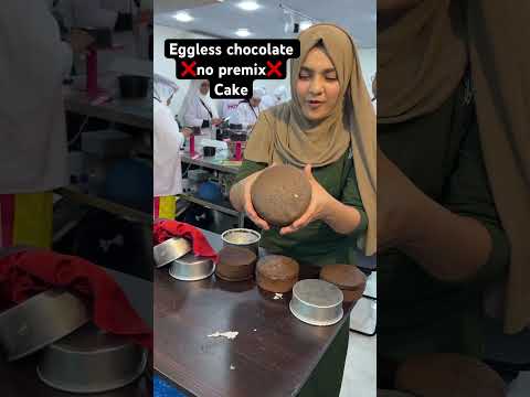 Eggless chocolate no premix cake demoulding | how to make cake base at home with easy stuff|