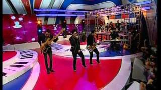 Download lagu Kerispatih 'Tetap Mengerti', performed di Derings (13/04) (Courtesy TransTV) mp3