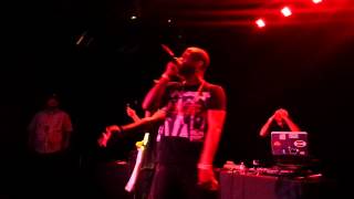 Stevie Stone - Momentum - Live