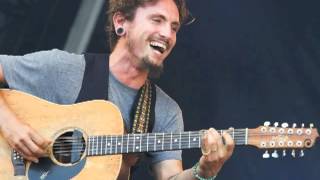 John Butler Trio - Revolution (Tin Shed Tales 2012)