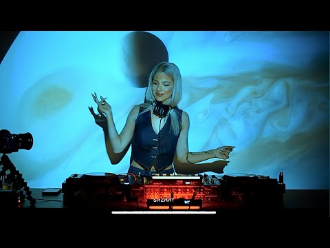 Sherry - Melodic Techno & Progressive House Mix | Live Set from Dubai, UAE