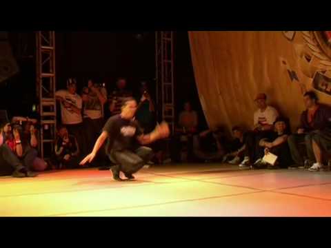 B-Boy Championships World Finals 2009 - Solo B-Boy - Lilou vs Morris