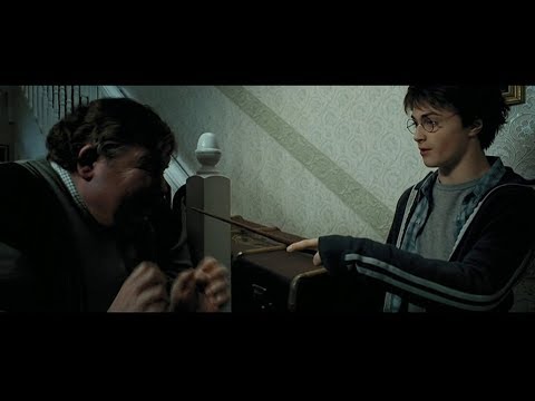Harry Potter and the Prisoner of Azkaban - Harry runs away from home scene