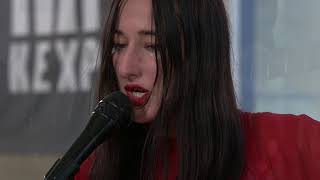 Zola Jesus - Siphon (Live on KEXP)