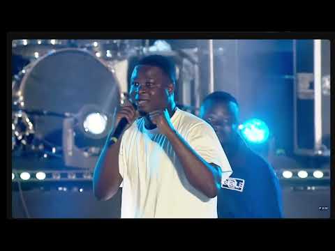 Bidemi Olaoba Live at The Experience 20