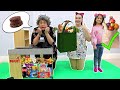 Ruby Helps Bonnie Make Healthy Choices At The Supermarket