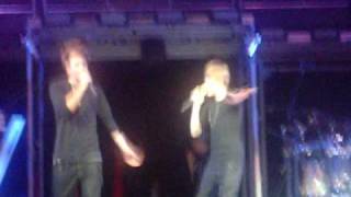 Justin Bieber: OMAHA MALL LIVE