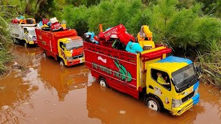 Download lagu Mobil Truk Oleng Canter Fuso Muatan Pasir Oleng Jatuh Terguling, Isuzu NMR ELF Miniatur Truk RC mp3