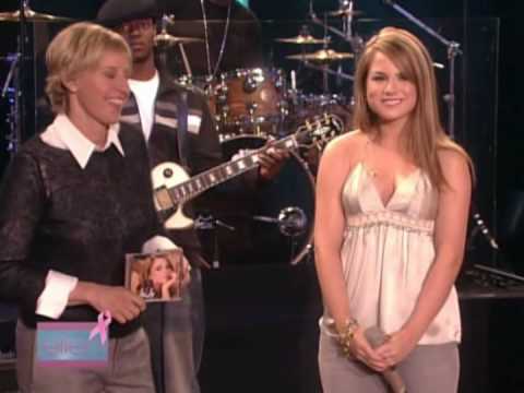 JoJo - Too little, too late (Live at Ellen DeGeneres Show)