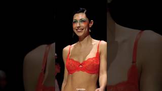 #swimming #swimsuit #beachwear #tiktok #trending #swimwear #bikini #weak