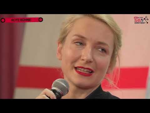 taz lab 2024: Sozialismus damals und morgen mit Ilko-Sascha Kowalczuk und Ines Schwerdtner