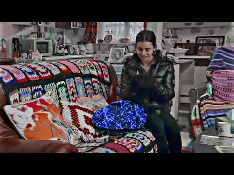 Liv Flaherty 6th January 2022 Part 2 (liv mentions) - meena knows vinny is close to the truth