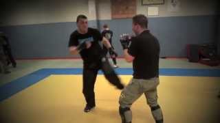 preview picture of video 'IKM KRAV MAGA BRAINE-L'ALLEUD / WATERLOO -  ADVANCED LESSON - MAY 2013'