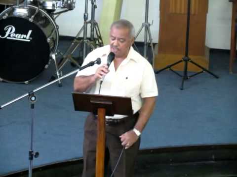 Ir. José de Oliveira canta Hino  "CRISTO SATISFAZ" ( CC 452)