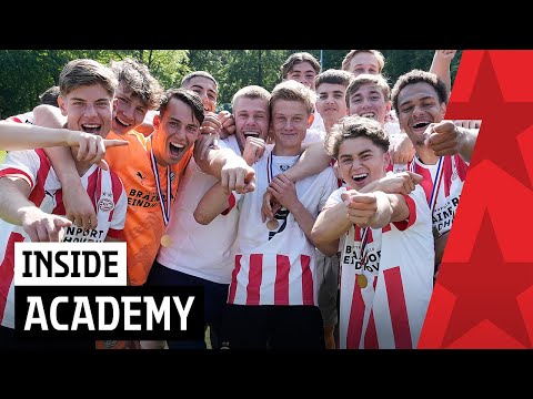 INSIDE #PSVAcademy | PSV O18 is KAMPIOEN! 💥