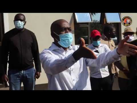 Opposition leader Nelson Chamisa visits tortured leaders in hospital 