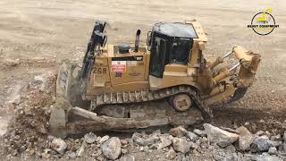 Caterpillar D8T Dozer in Action: Powerful Heavy Equipment Performance