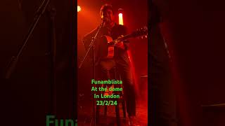 Funamblista singing “viento a favor” at the dome in London 23/2/24 #funambulista #españa #español