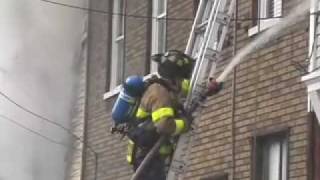 preview picture of video '5-alarm fire in Polish Hill'