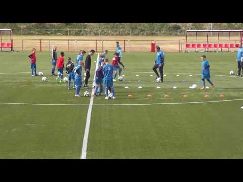 Onder 12, Piondribbel