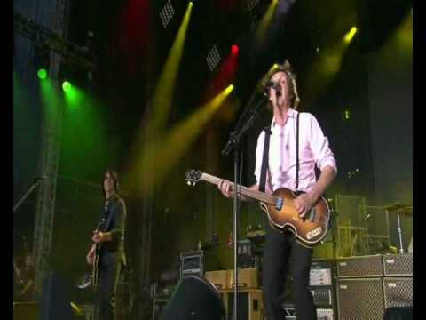 Paul McCartney - Ob La Di - Ob La Da Live in Hyde Park  june 27 2010