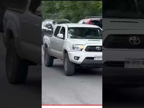 Moticiclista choca y muere en Monterrey