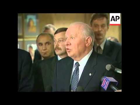 RUSSIA: OLD SOVIET ANTHEM TO BE READOPTED