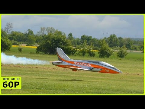 LOW PASS WITH SMOKE WITH A XXL TURBINE FUTURA JET - PROWING 2019