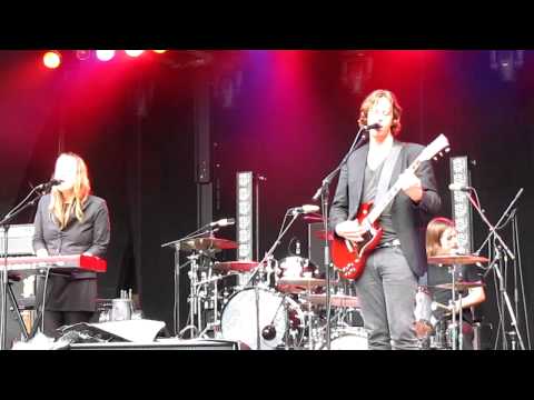 Heading For Nowhere - Jets Overhead at Malkin Bowl