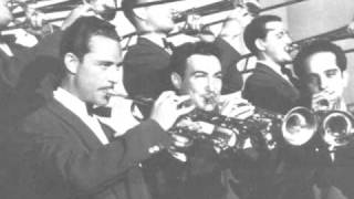 TEX BENEKE ~ GIVE ME FIVE MINUTES MORE ~ 1946