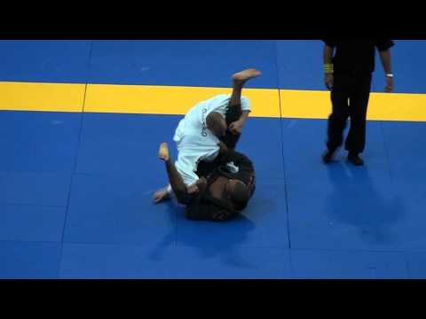 Submission #922 - Luke 'Unisol' Costello