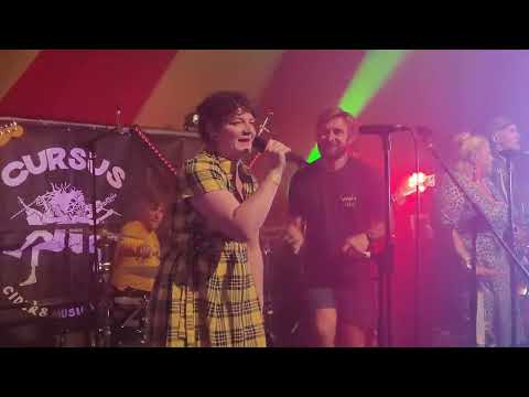 Mad Apple Circus  - 'Hold On'