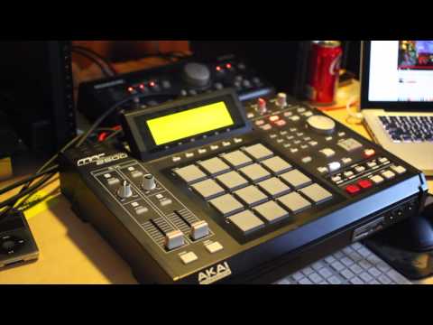 Dunc of DTMD makes a beat on the MPC 2500