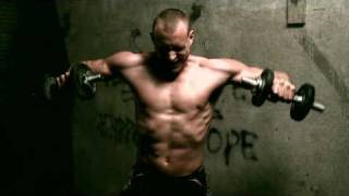 De Staat - Sweatshop - Official Music Video