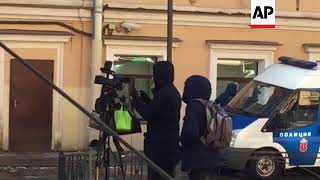 Expelled U.S. Diplomats Quit Russian Consulate