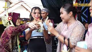 Download lagu ULA PUCUK - SESHIN -JB MUSIK LIVE DESA KALIPASUNG BLOK ARNET TANGGAL 13 DESEMBER 2025 mp3