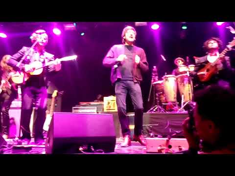 Adan jodorowsky y León -vagabundos de otro mundo