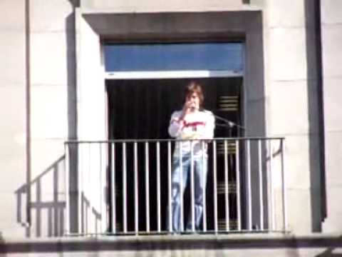 FERNANDO ALONSO CON LA MAREA AZUL