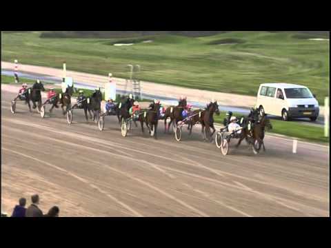 Victoria Park Wolvega 3-10-2015 KOERS 4 FAITH BOKO - R. BAKKER