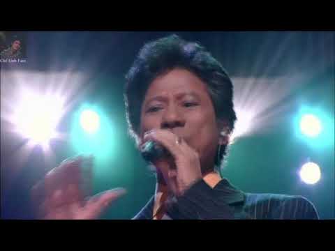 Thể hiện bởi Chế Linh