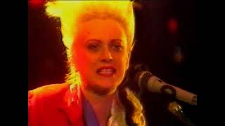 Thomsons Twins Don&#39;t mess with Dr  Dream Montreux 1985