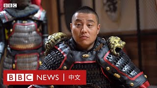 中國全甲格鬥：穿上中世紀盔甲格鬥的幼兒園老師－ BBC News 中文
