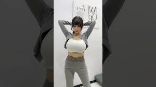 天氣冷了 長袖長褲穿起來