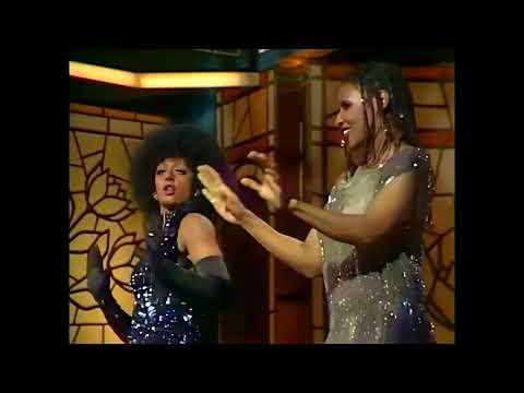 Boney M. & Raffaella Carrà - Daddy Cool (Ma che sera TV Show, 1978)/digital remastering by FFFclub