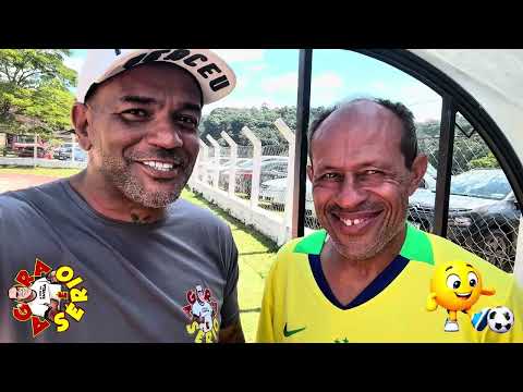 REPÓRTER FAVELA COM SEU ÍDOLO JOÃO PAULO PONTA ESQUERDA DO GUARANI