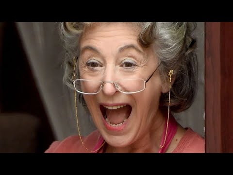 Evelyn Plummer’s funniest moments