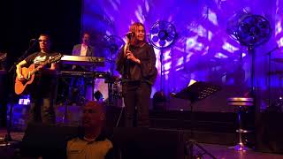 Belinda Carlisle, Love Never Dies. 1st Night Of The 30th Anniversary Tour, Salisbury
