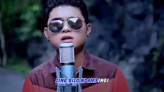 Download lagu Nanda feraro bisane mung nyawang mp3